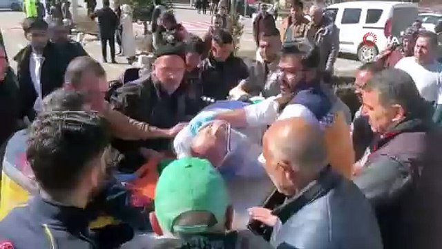 Karaman’da otomobille çarpışan ambulans devrildi: 3’ü sağlık görevlisi 5 kişi yaralandı