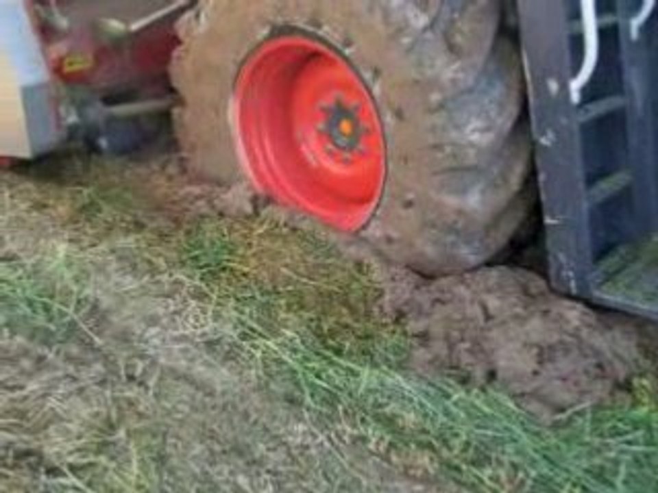 L'ensilage 2008 chez mathieu 6 !