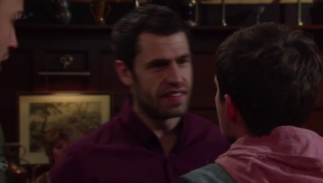 Emmerdale Andy Sugden Grabs Robbie Lawson 7th June 2013