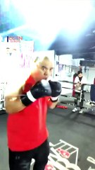 POV: Step into the ring against China's heavyweight boxing star