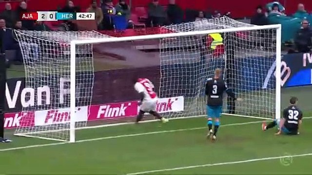 Table-toppers Ajax hit four past Heracles