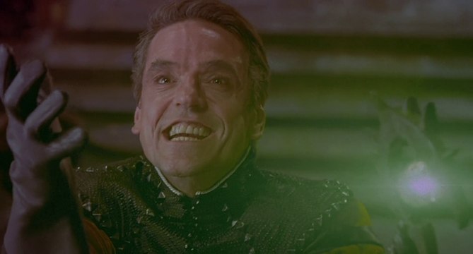 C’est juste mauvais , il y a 25 ans sortait l'un des pires films fantastiques, il est tellement mauvais que tout le monde l'a oublié aujourd'hui