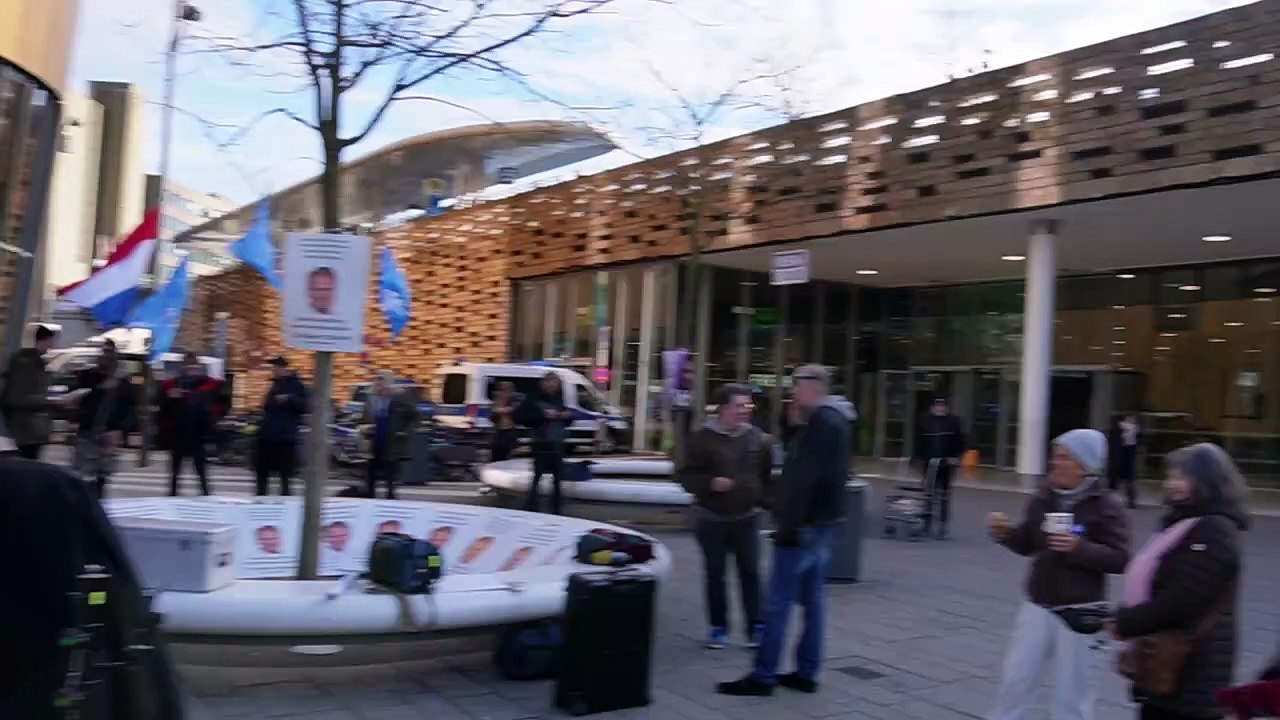 Demo wuppertal Dr Füllmich solo künstler