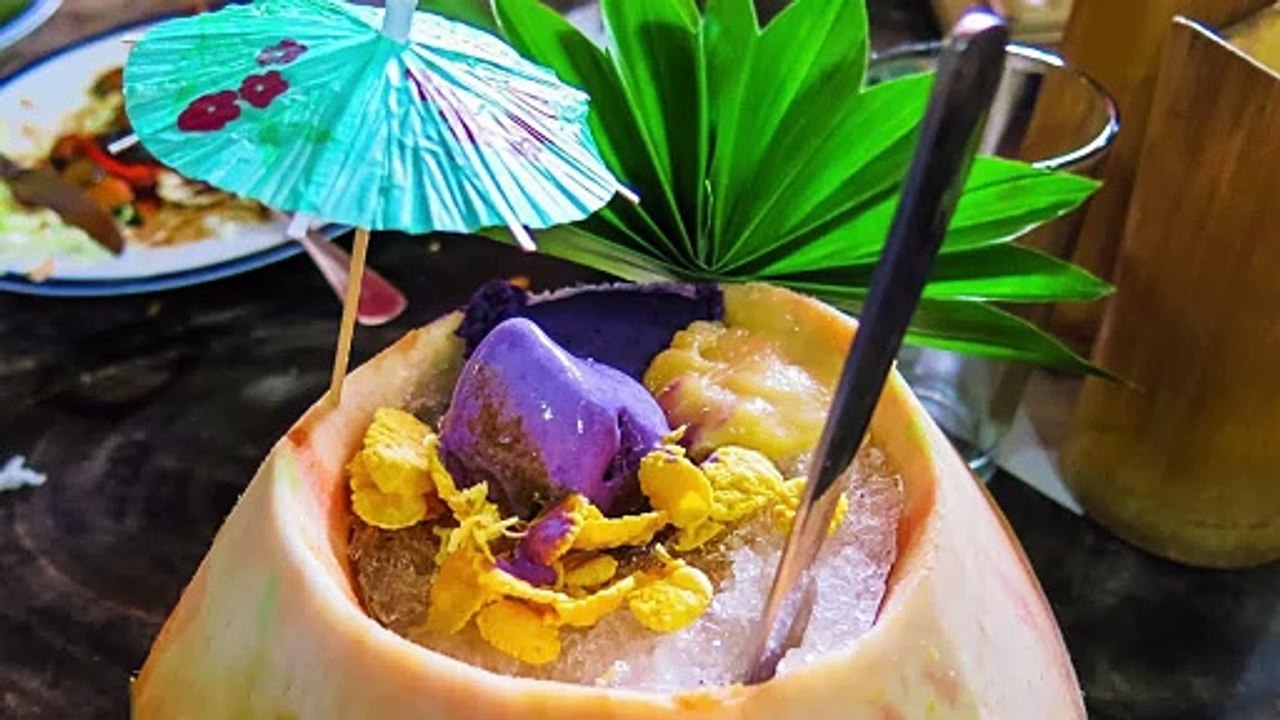 Halo-Halo Delight! - A Must-Try Filipino Dessert