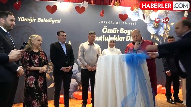 Adana'da Türk Medeni Kanunu'nun 99. Yılında 99 Çifte Toplu Nikah