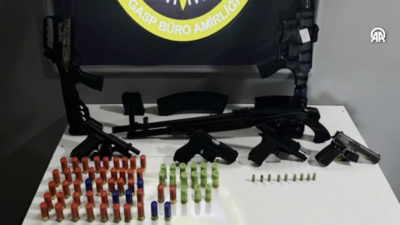 Sosyal medyada silah paylaşımı yapan 19 kişi yakalandı