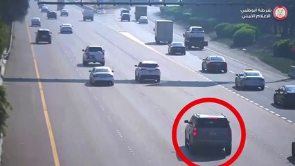 Shocking Abu Dhabi Crashes Caught on Camera – The Dangers of Reckless Overtaking