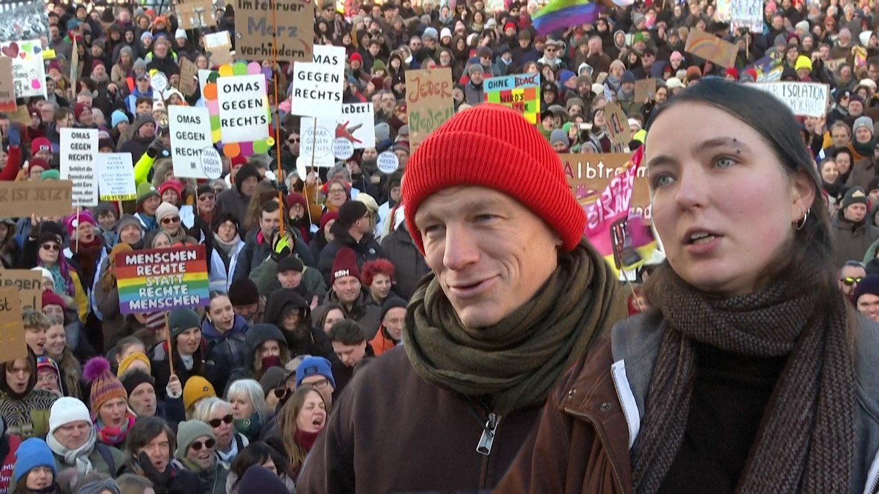 Des Allemands manifestent contre l'extrême droite à Berlin avant les élections législatives