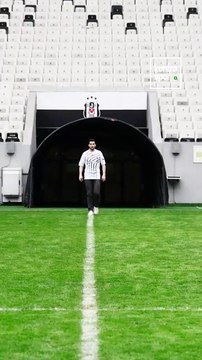 Beşiktaş, Necip Uysal ile sözleşme yeniledi