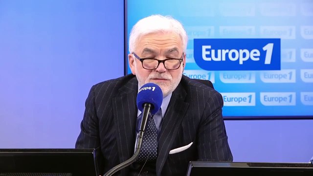 Pascal Praud et vous - Lever de drapeaux dans les écoles : Pour Frédéric Masquelier, c’est une «mesure qui ne coûte rien»
