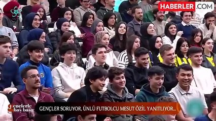 Mesut Özil'i terleten soru: Neden Almanya'yı seçtiniz?