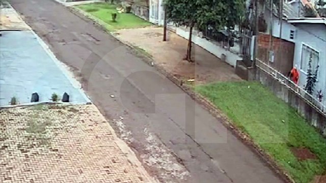 Ladrão tenta furtar escada e deixa presente para moradores no Alto Alegre