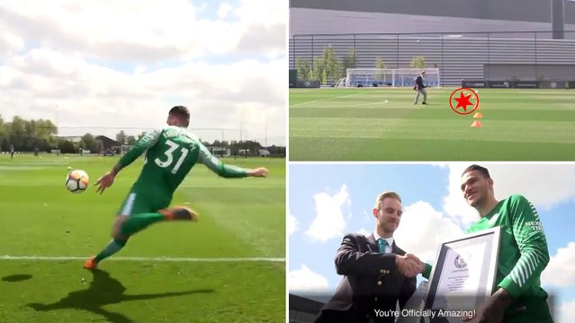 Ederson bate uno de los récord Guinness más 'baratos' del fútbol