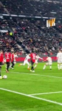 Après huit mois d’absence suite à un accident cardiaque, Nabil Bentaleb a retrouvé les terrains. Équipé d’un pacemaker, il a joué et marqué son premier but de la saison… Une première en France !