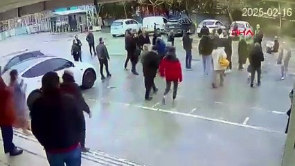 Site toplantısında silahlı kavga