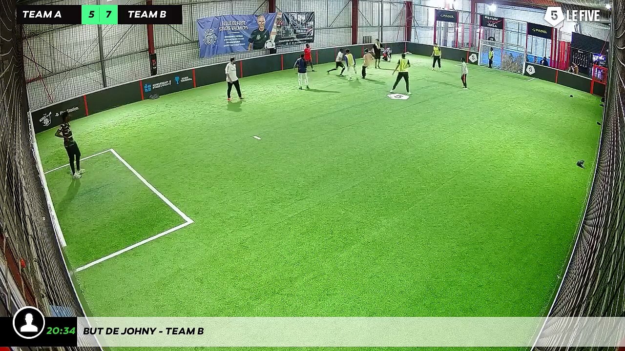 But de Johny - Team B