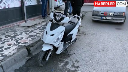 Elazığ'da Motosiklete Çarpan Otomobil Kaçtı: 2 Yaralı