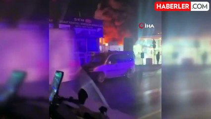 Avcılar'da Plastik Geri Dönüşüm Yerinde Yangın Çıktı