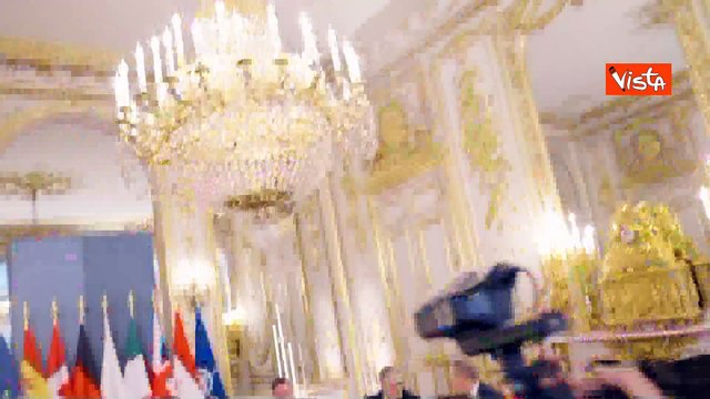Vertice informale sull'Ucraina a Parigi, il giro tavolo dei leader all'Eliseo