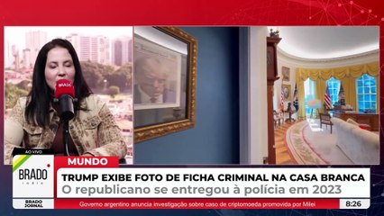 TRUMP MANTÉM FOTO DE PERSEGUIÇÃO DO PASSADO NA CASA BRANCA