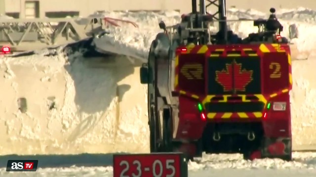 Delta plane flips on landing at Toronto airport in a brutal scene
