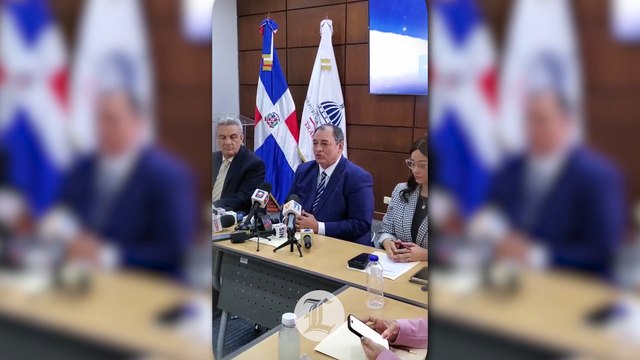 Empresarios siguen sin presentar propuesta formal; Comité de Salarios convoca a una tercera reunión