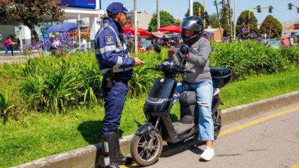 Los requisitos que debe cumplir un ciclomotor para circular en Colombia sin ser inmovilizado