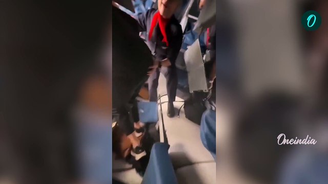 Canada Plane Crash | தரையிறங்கும் போது தலைகுப்புற கவிழ்ந்த Delta Airlines Plane பனிப்புயல் காரணமா?