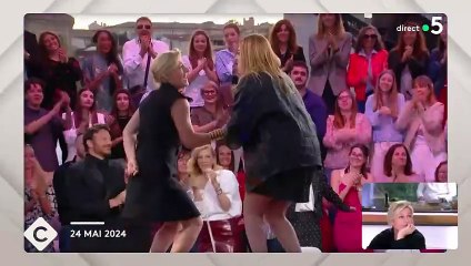 Santa en direct sur France 5 dans l'émission 'C à vous' 🎅