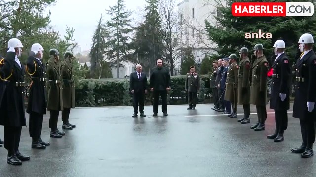 Milli Savunma Bakanı Güler, Ukrayna Savunma Bakanı Umerov ile Görüştü