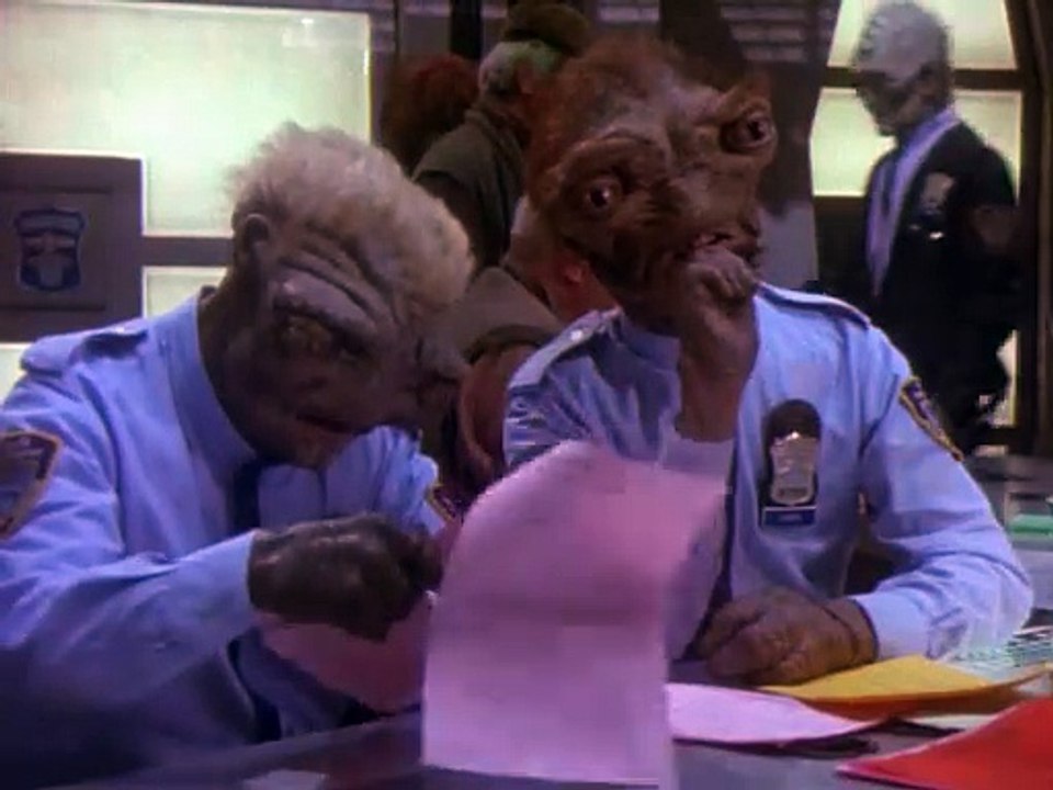 Space Cops E21 - Das Attentat