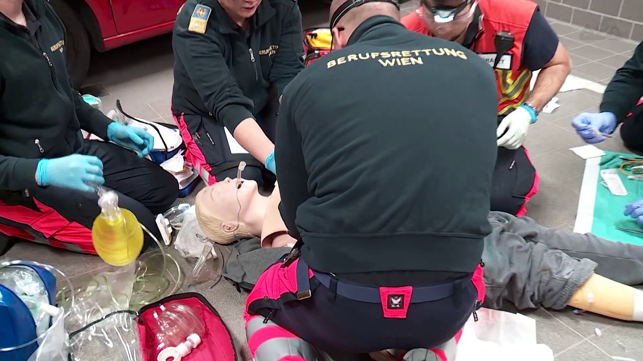 Mini-OPs am offenen Herzen: Berufsrettung Wien erweitert Repertoire