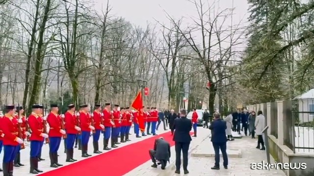 Mattarella accolto in Montenegro con gli onori militari