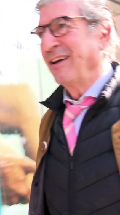 Patón no responde a la prensa sobre las declaraciones de Agatha Ruiz de la Prada en '¡De Viernes!'
