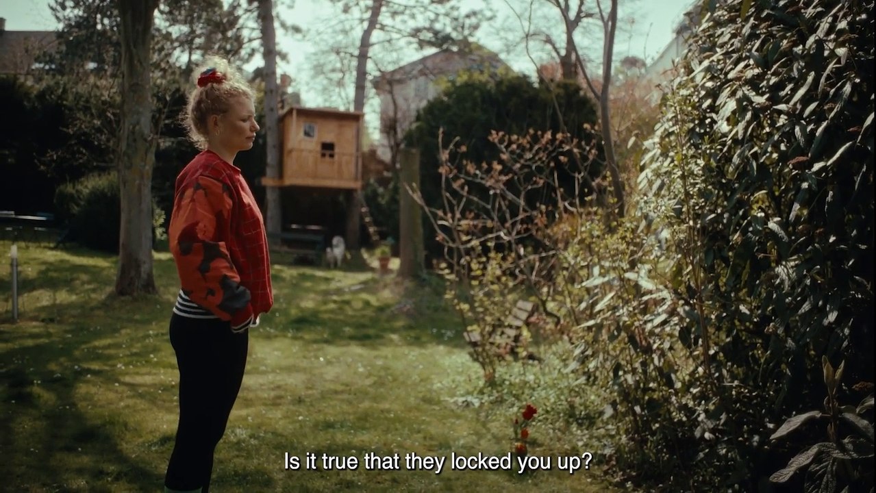 How to Be Normal and the Oddness of the Other World - Trailer (Deutsch/English Subs) HD