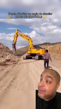 Il tente d’arrêter un engin de chantier HORS DE CONTRÔLE 😲 #incroyable #impressionnant