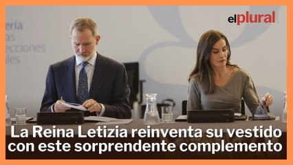 La Reina Letizia reinventa su vestido con este sorprendente complemento
