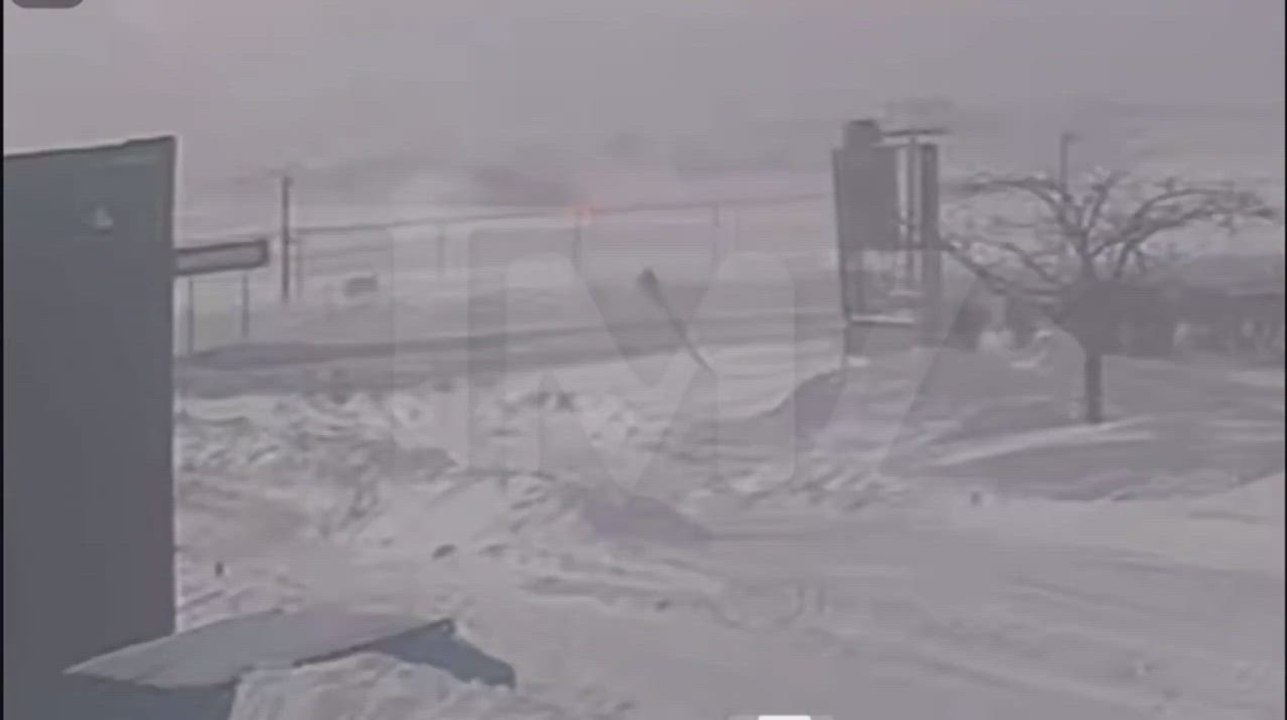 Sale a la luz una secuencia inédita del accidente de avión en Toronto: fue un milagro