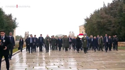 Ukrayna Cumhurbaşkanı Volodimir Zelenski'den Anıtkabir'e ziyaret
