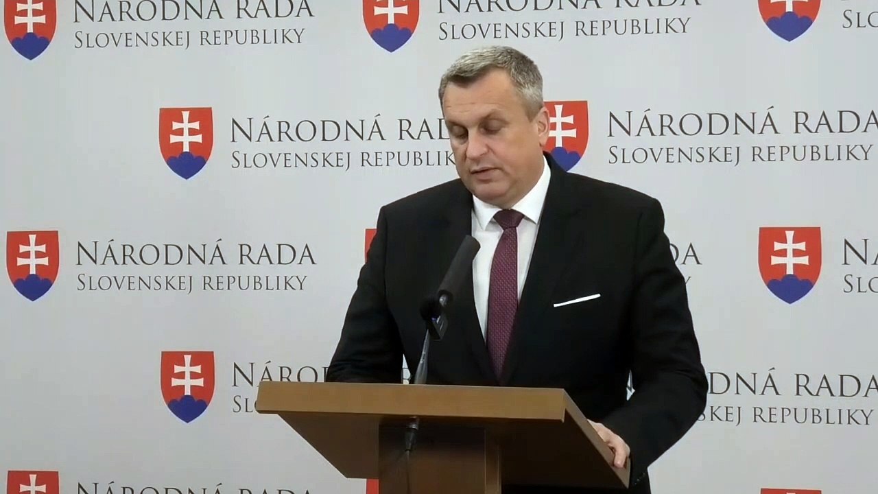 ZÁZNAM: Danko verí, že Fico bude rešpektovať koaličnú zmluvu pri riešení situácie