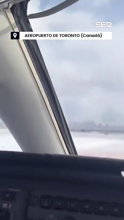 El momento exacto del accidente aéreo en Toronto