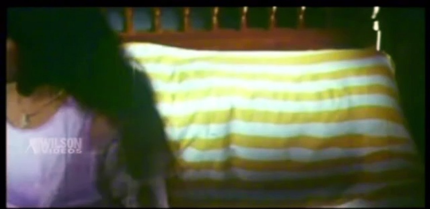 Hot_Actress_Ravali_Very_Hot_First_Night(360p)