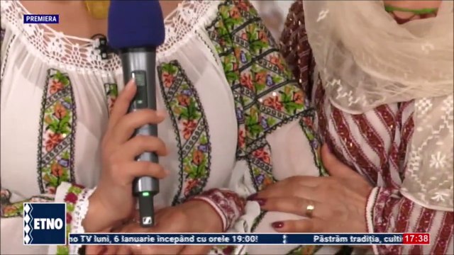 Ruxandra Pitulice - Mama mea, maicuta mea (Petrecerea artistilor - ETNO TV - 05.01.2025)