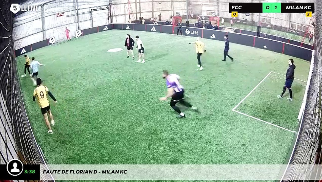 Faute de Florian D - Milan Kc