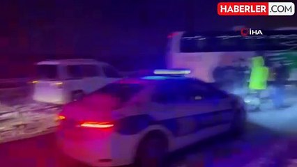 Amasya'da Karlı Yolda 4 Araçla Zincirleme Kaza: 2 Yaralı