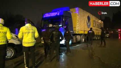 Tırı Tamir Ederken Kupanın Altında Kalan Adam Yaralandı