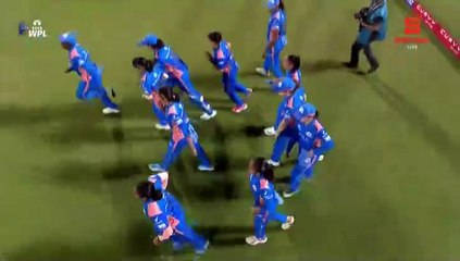 MATTHEWS HELPS MUMBAI BEAT GUJARAT