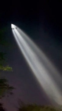 Cohete de SpaceX ilumina el cielo y sorprende a residentes de Barahona y Pedernales