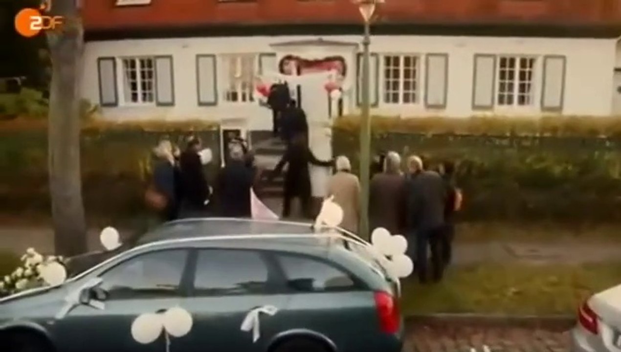 Ein starkes Team -55- Die Frau im roten Kleid