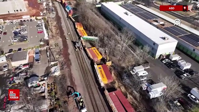 ABD'de yük treni raydan çıktı